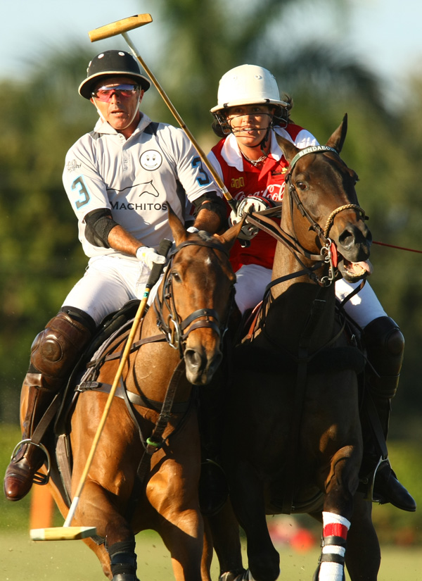 losmachitococacolapolomagazine 3